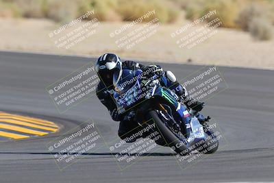 media/Oct-08-2022-SoCal Trackdays (Sat) [[1fc3beec89]]/Turn 10 (945am)/